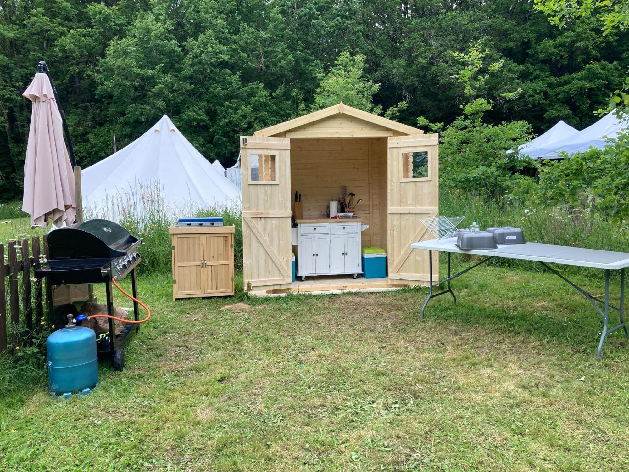 Au Pre Fleuri Eco Glamping Hotel Le Lindois Luaran gambar